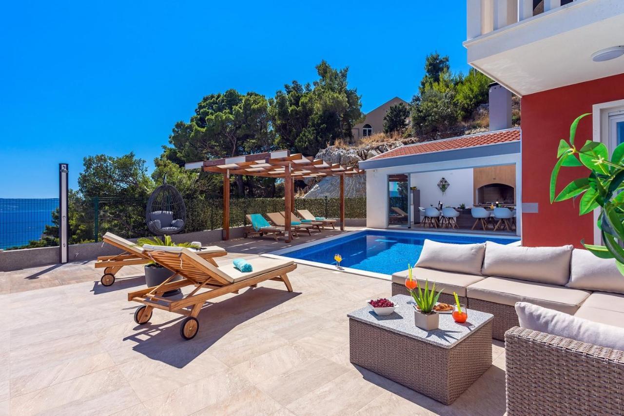 Villa Matan - Only 200M From The Sandy Beaches, Private 28M2 Pool أوميس المظهر الخارجي الصورة