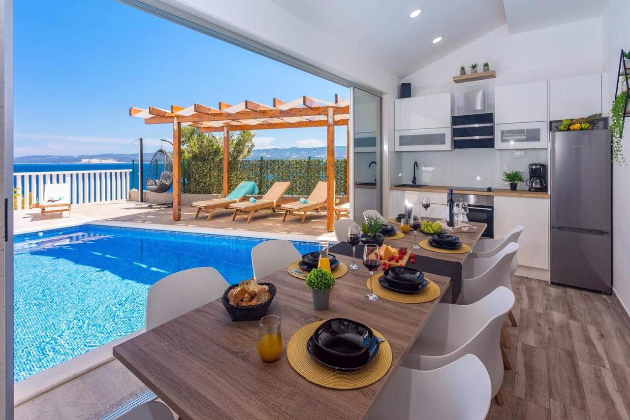 Villa Matan - Only 200M From The Sandy Beaches, Private 28M2 Pool أوميس المظهر الخارجي الصورة